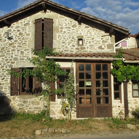 Joli Bois Bed & Breakfast Montrollet Exterior foto
