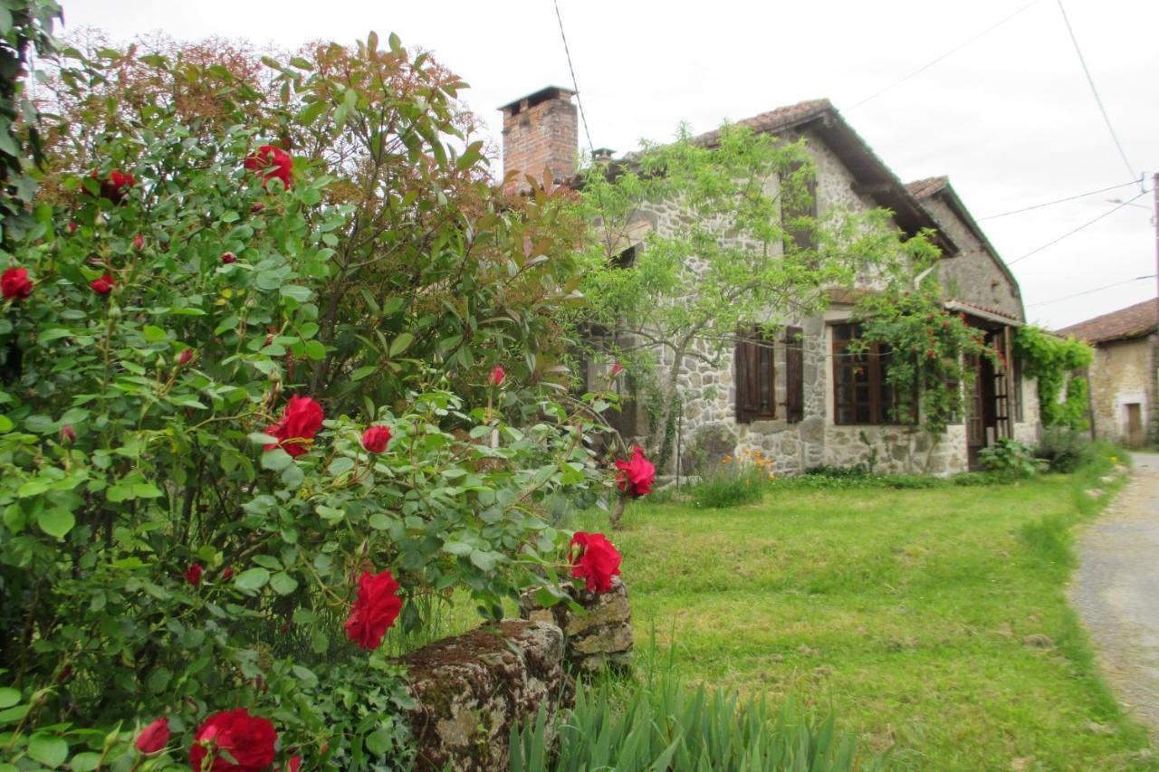 Joli Bois Bed & Breakfast Montrollet Exterior foto